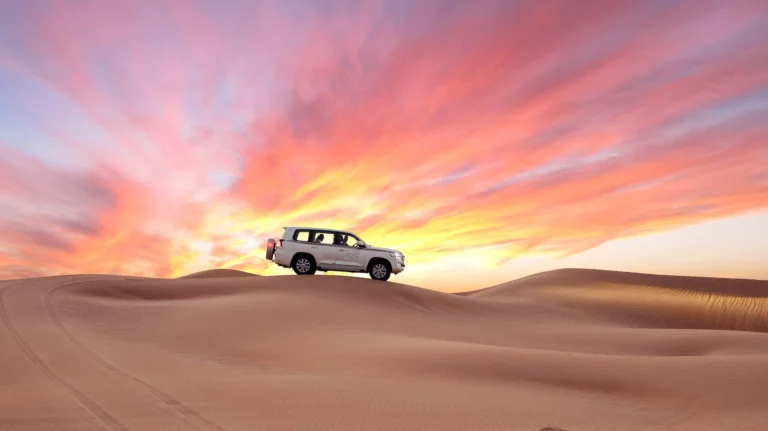 Road trip through the Moroccan desert - 5-day desert tour from Marrakech to Fes | Viaje por carretera en el desierto marroquí - tour de 5 días desde Marrakech a Fez