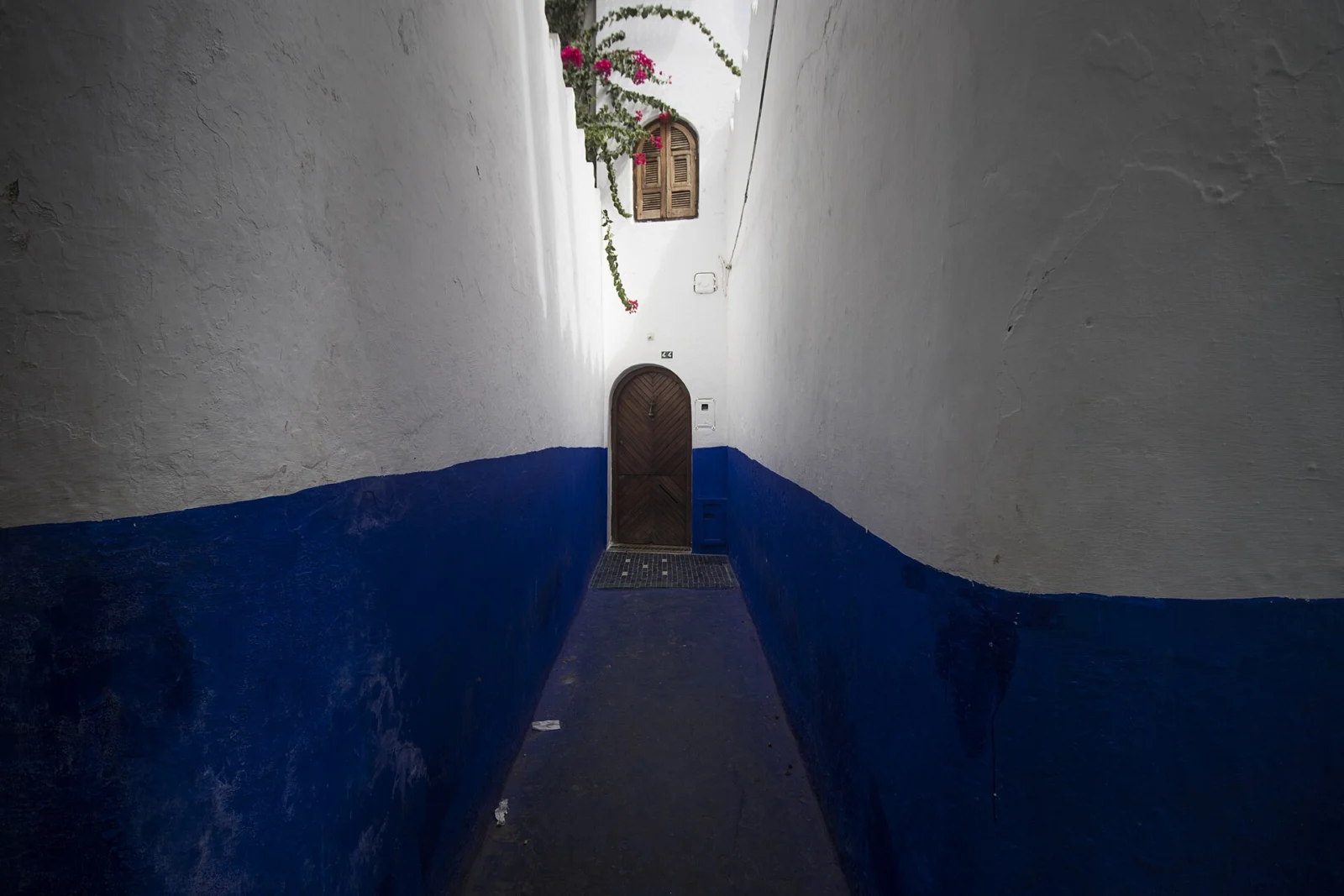 Blue street in Chefchaouen - 2 weeks in Morocco | Calle azul en Chefchaouen - Marruecos en 2 semanas